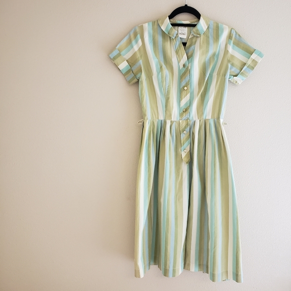 Vintage Dresses & Skirts - Vintage Midcentury Dress